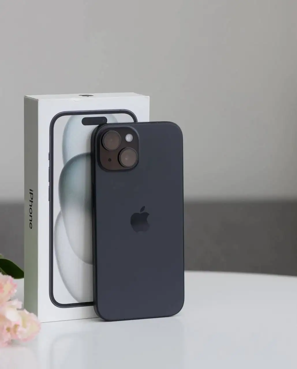 iPhone 15 Black 128Gb - Смартфоны и телефоны (Электроника) в Ульяновск