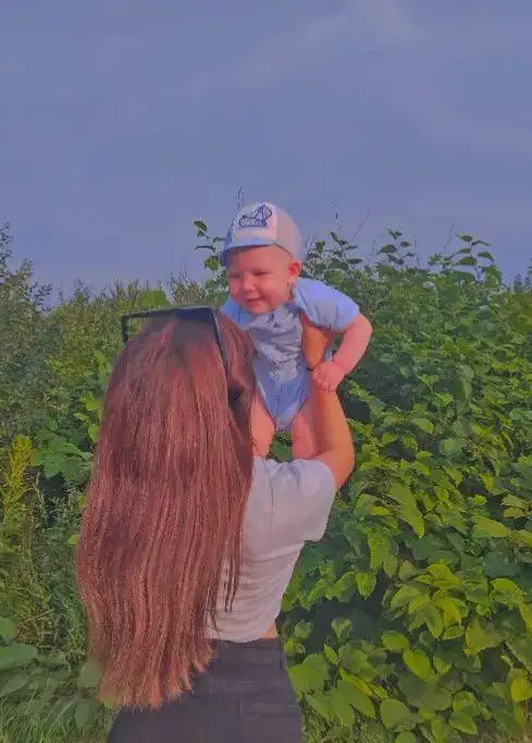 Няня для малыша старше 1 года - Уход за детьми (Услуги) в Ульяновск