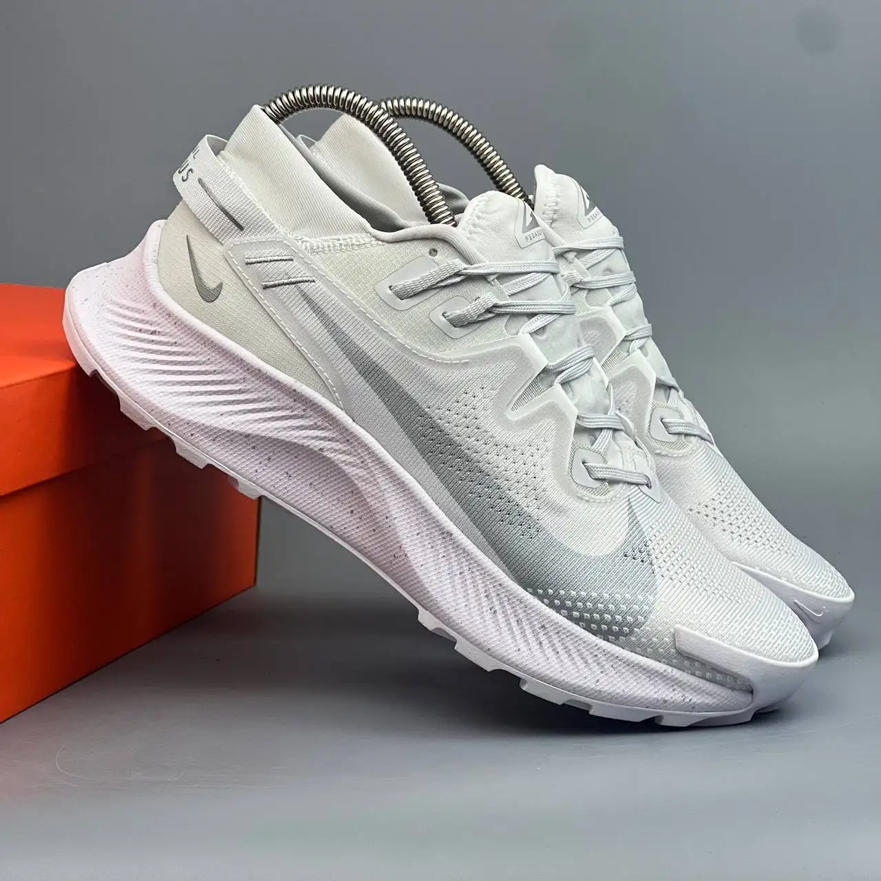 Продажа новых кроссовок разных размеров - Обувь (Одежда) в Ульяновск