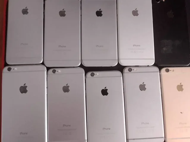 Продажа лота телефонов и периферии - Аудиотехника в Ульяновск