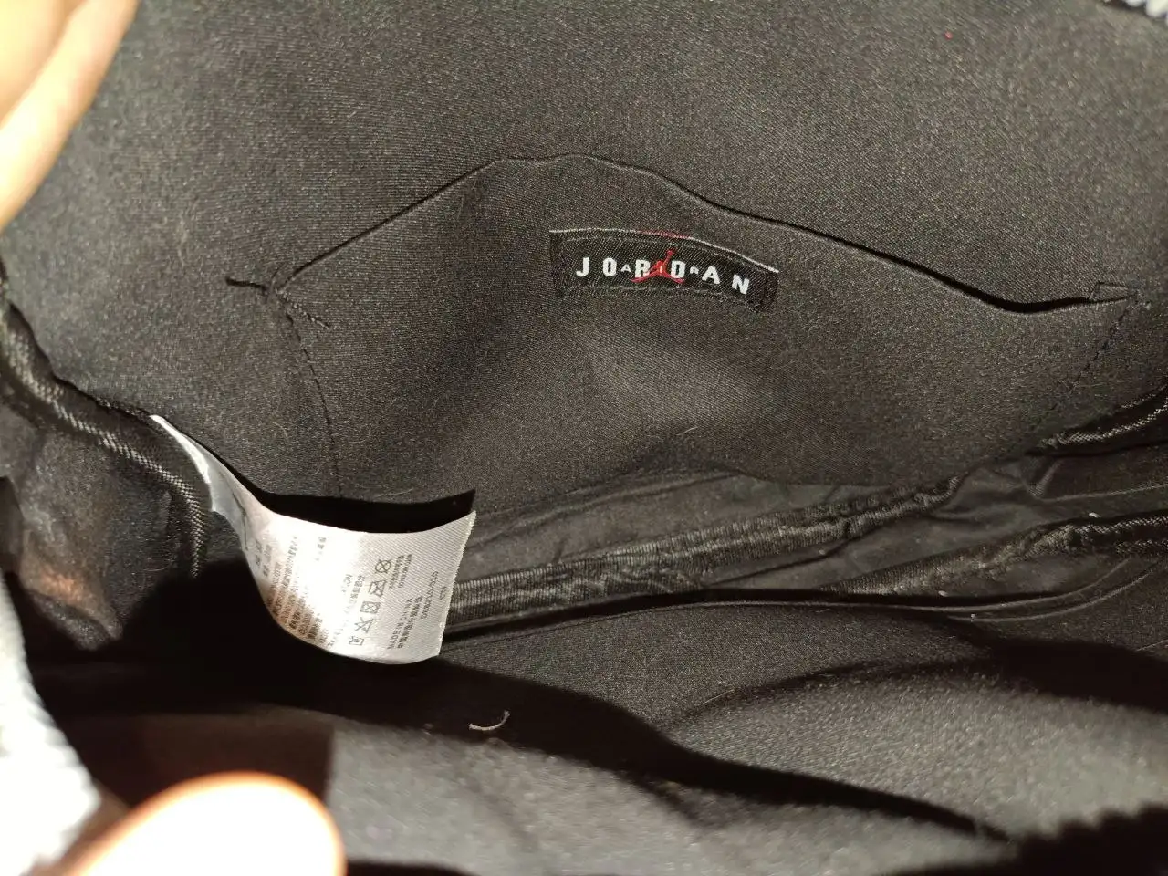 Сумка AIR JORDAN - Сумки (Барахолка) в Ульяновск