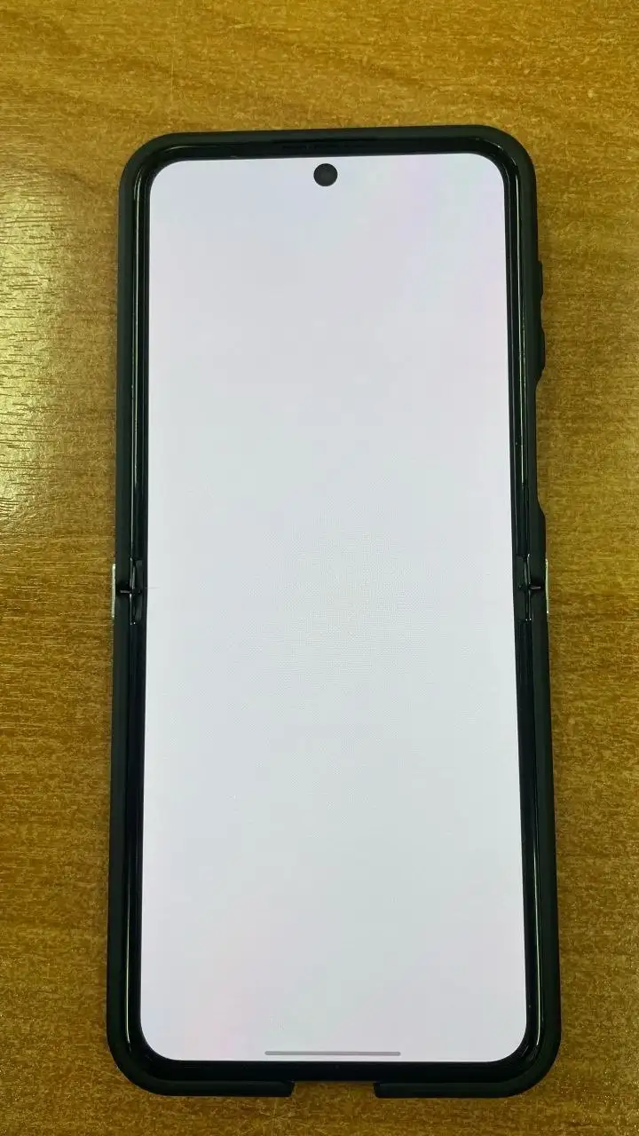 Продам Samsung Flip 5 512GB - Смартфоны и гаджеты (Электроника) в Ульяновск