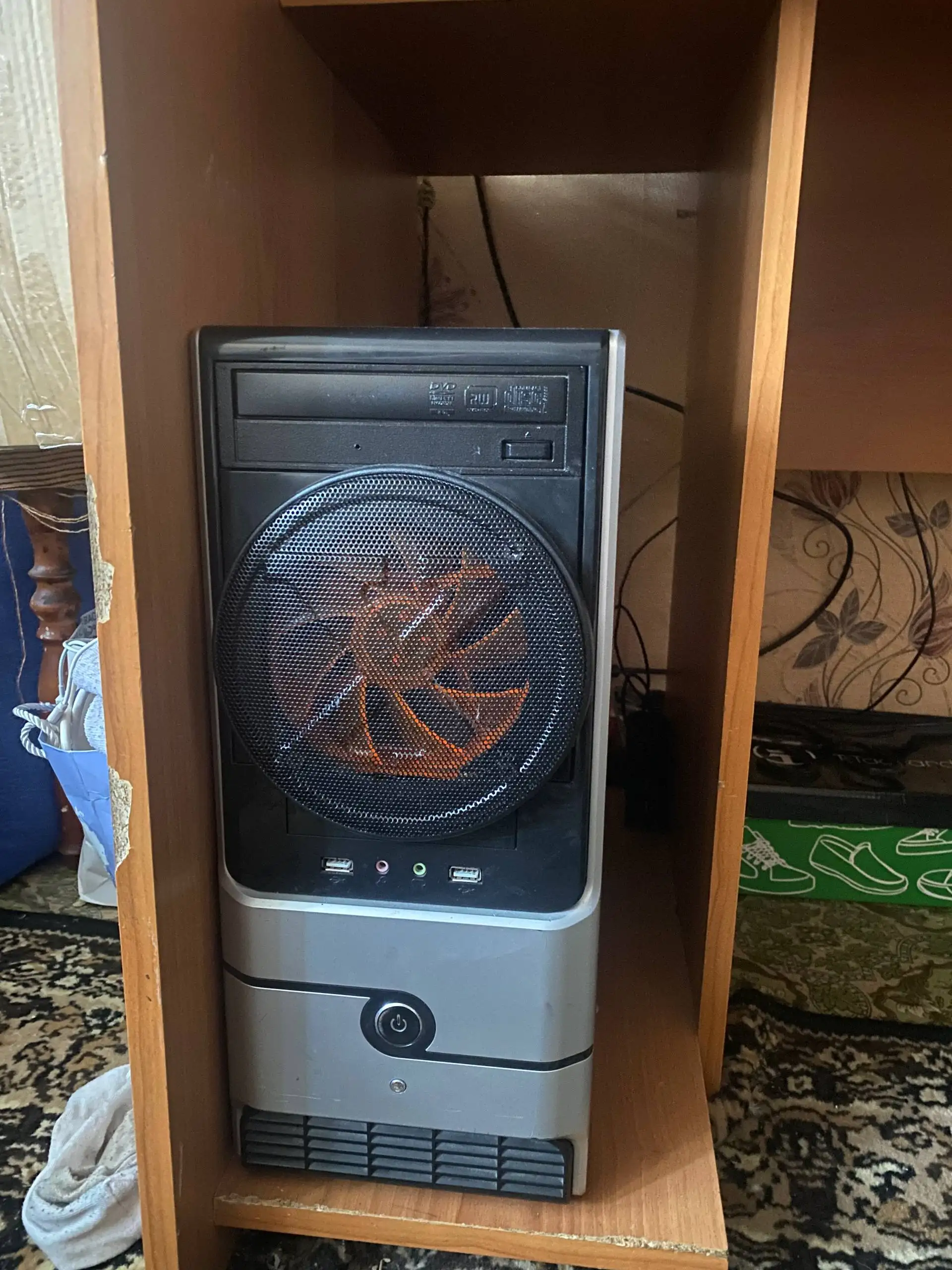 Продам старенький, но шустрый ПК - Компьютеры (Электроника) в Ульяновск