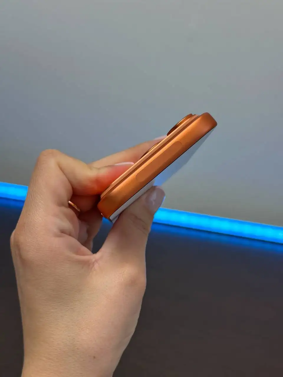 iPhone 17 Pro Cosmic Orange 512Gb - Смартфоны и аксессуары (Электроника) в Ульяновск