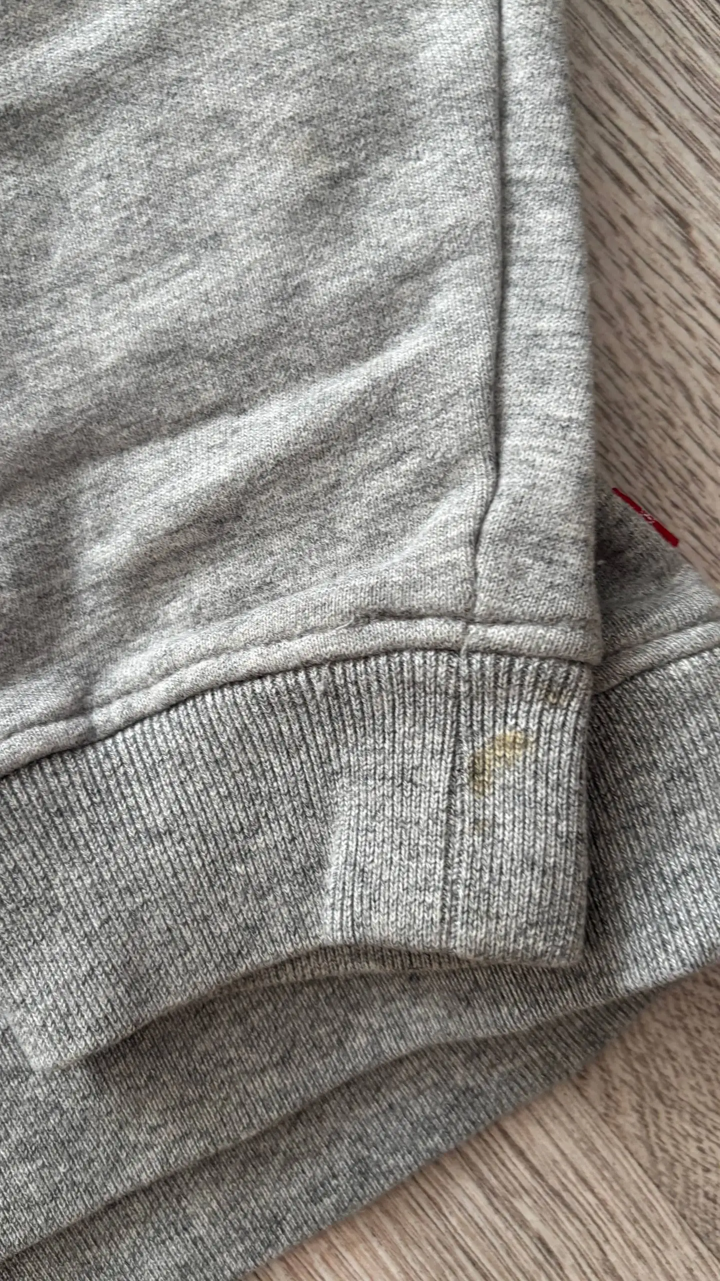 Толстовка женская Levi’s размер M - Толстовки (Одежда) в Ульяновск
