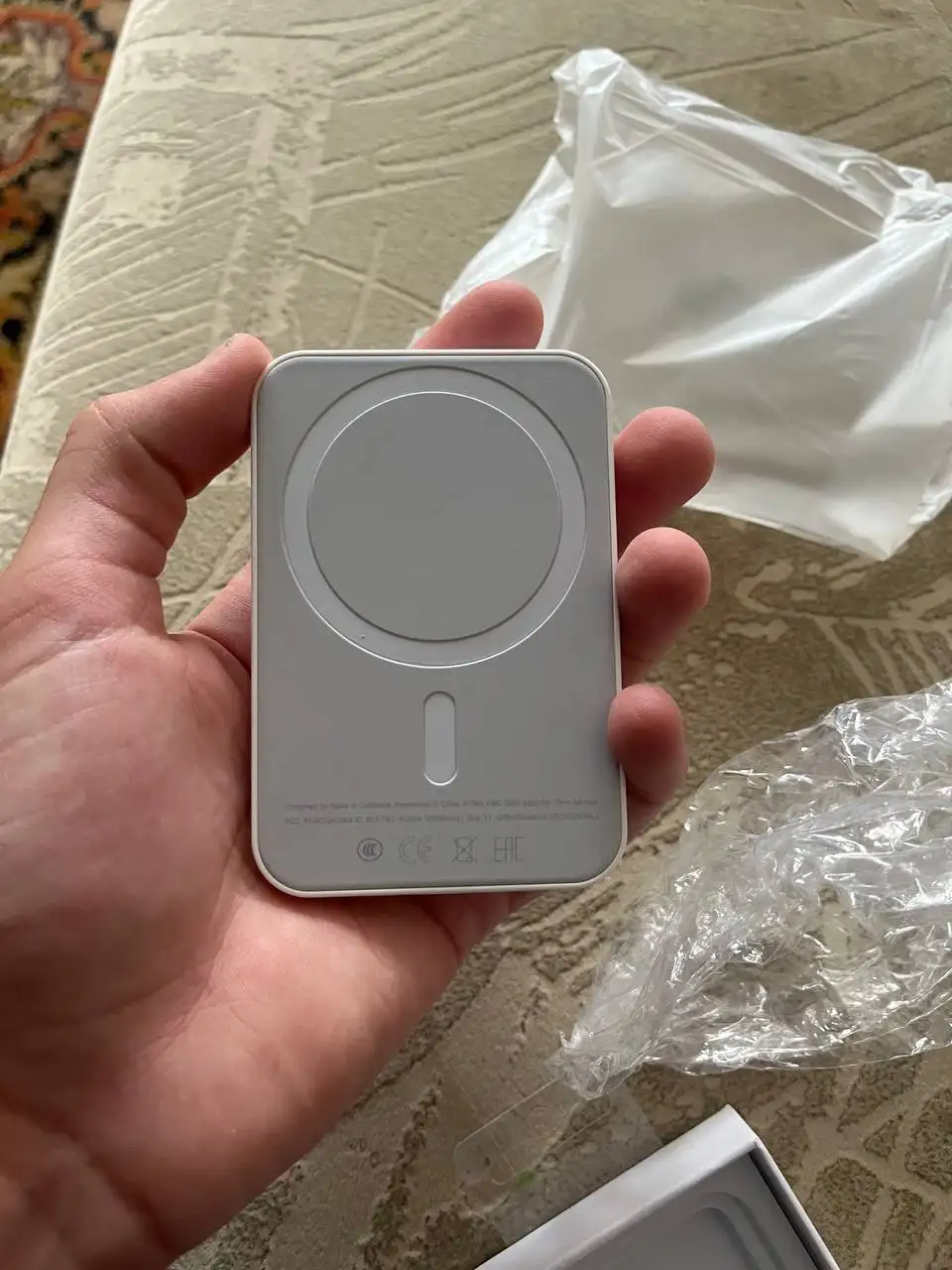 Продам запечатанный Magsafe с усиленным магнитом - Зарядные устройства и аксессуары (Электроника) в Ульяновск