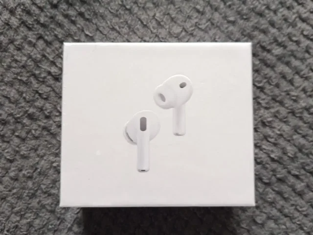 Продаю AirPods Pro 3 запечатанные - Компьютеры и ноутбуки в Ульяновск