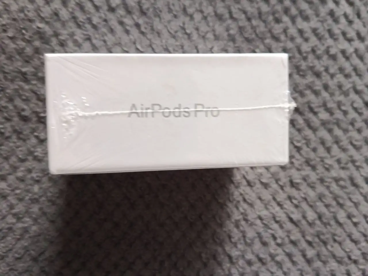 Продаю AirPods Pro 3 запечатанные - Электроника в Ульяновск