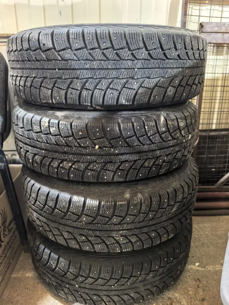 Продажа зимних шипованных колес Matador