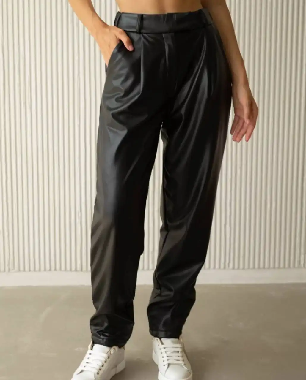 Новые брюки размер M