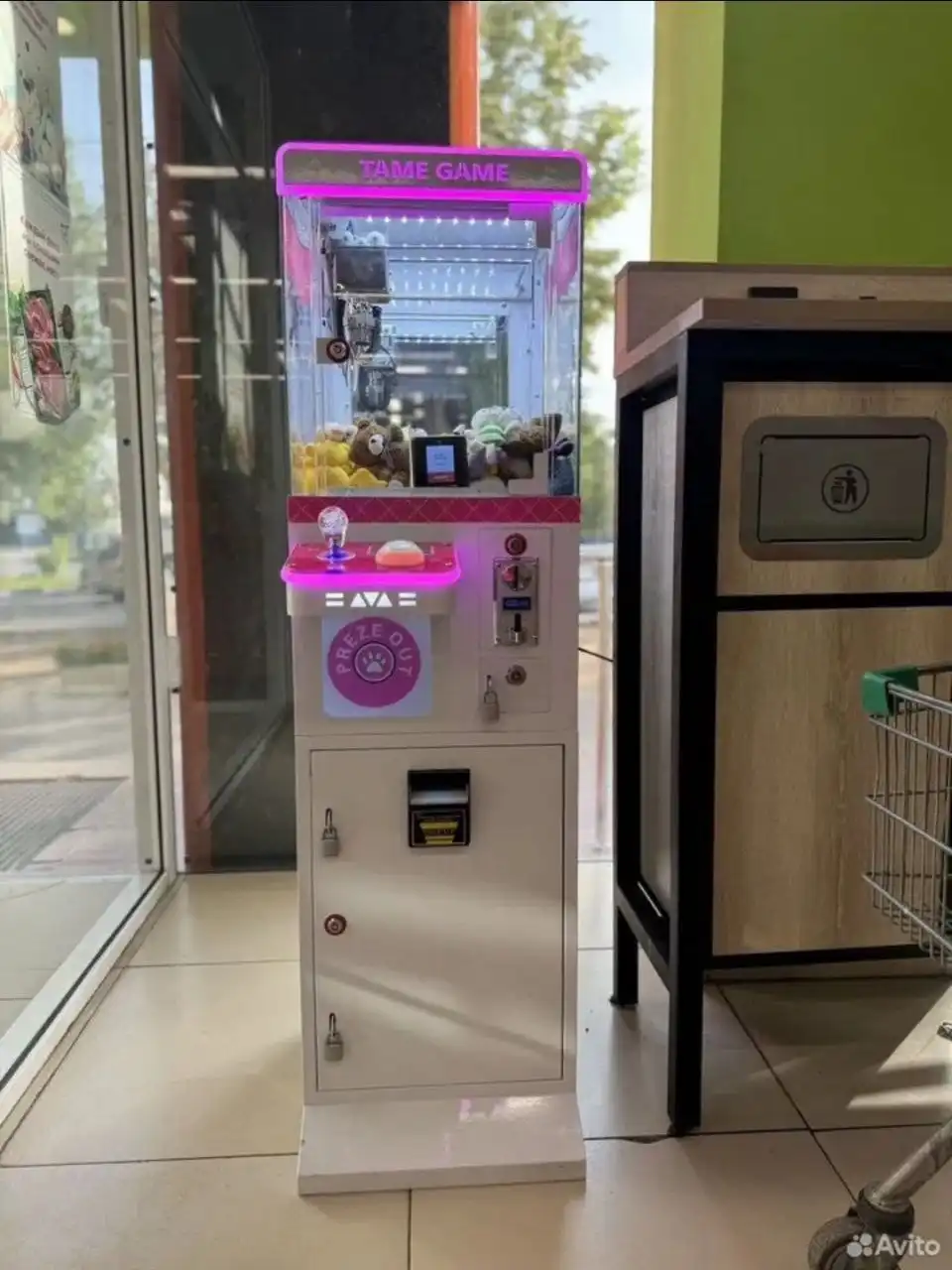 Продажа игровых автоматов с возможным местом в аренде