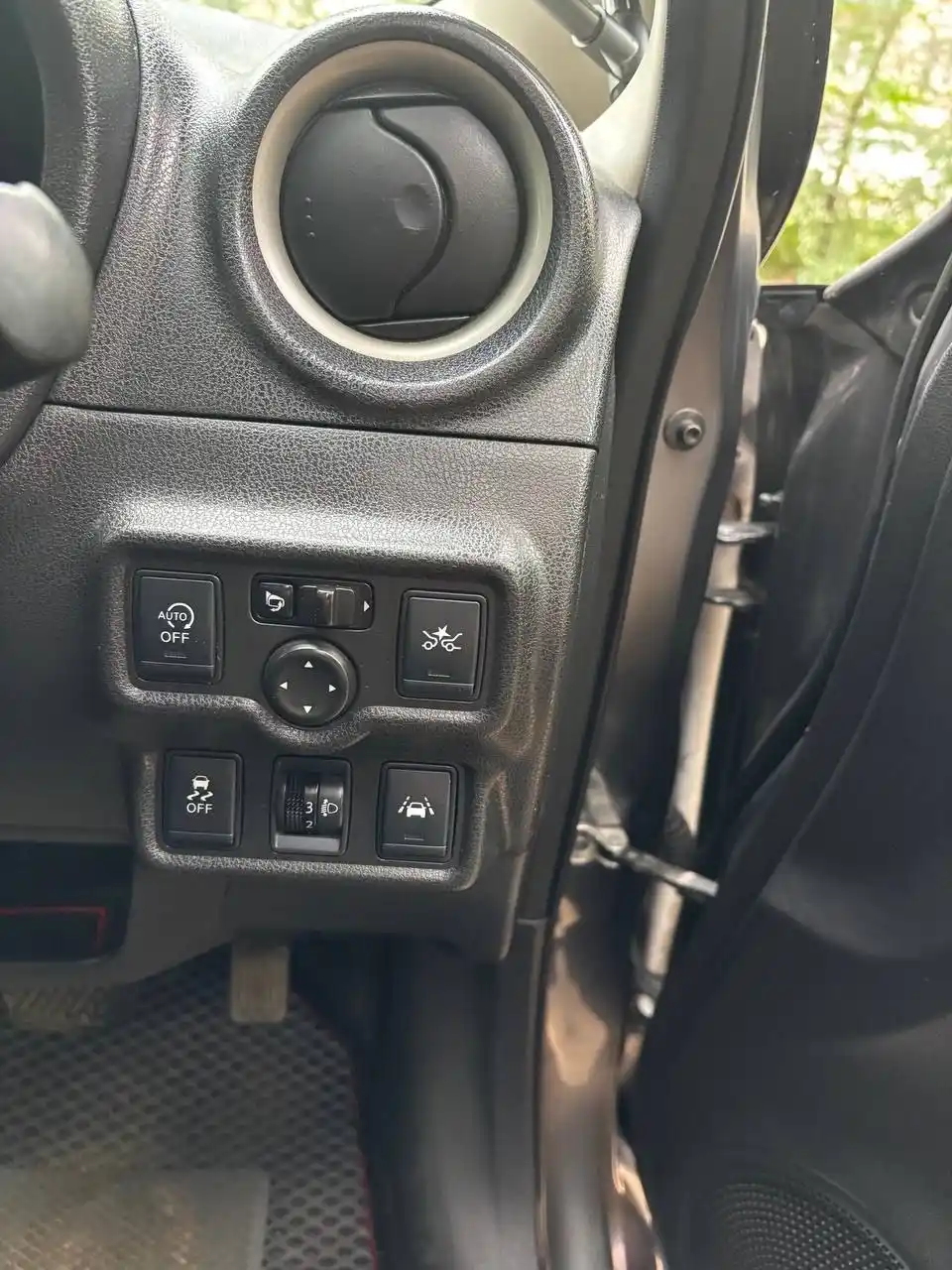 Продам Nissan Note E12 2014