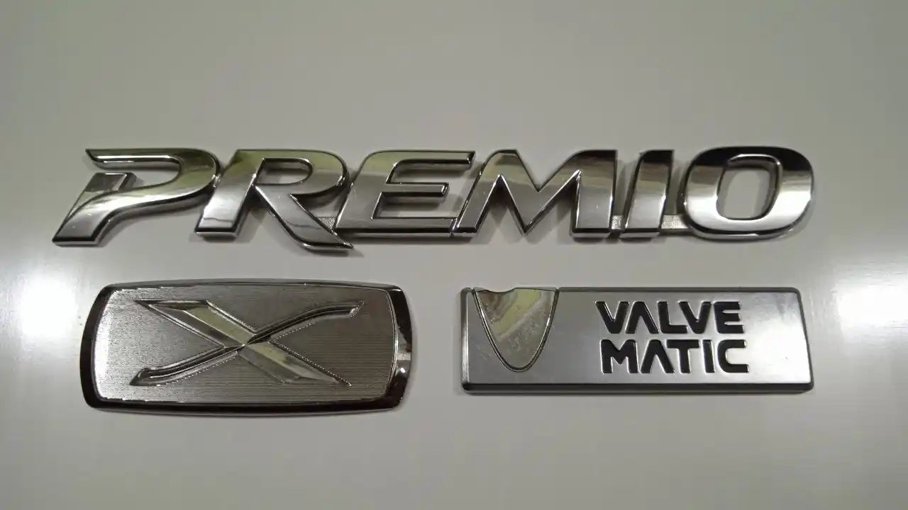 Эмблема Toyota Premio 260 - частное объявление в Чита