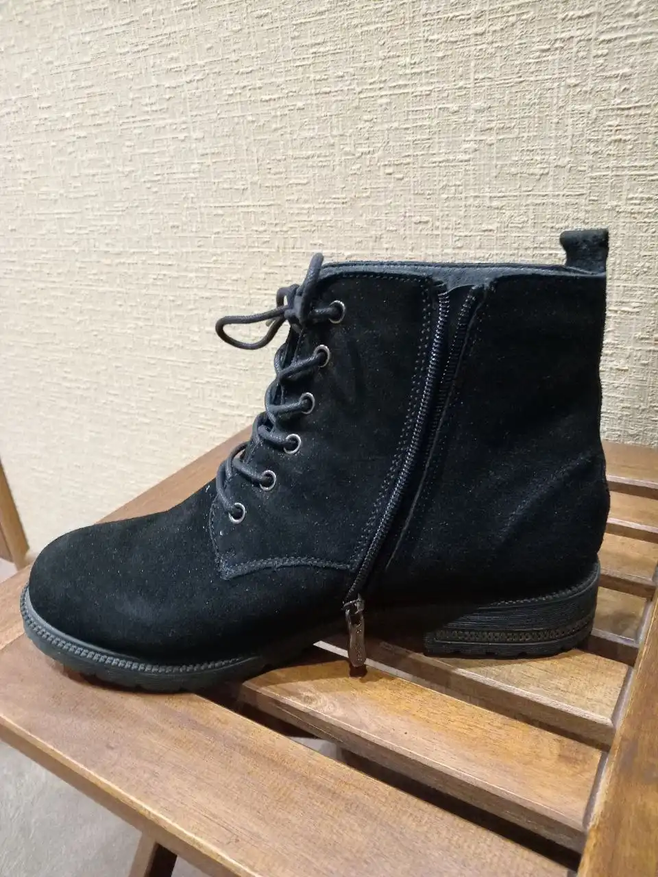 Женские зимние ботинки 41 размера