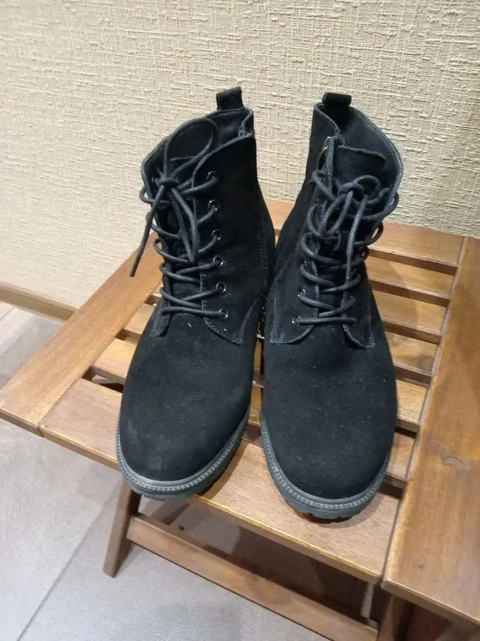 Женские зимние ботинки 41 размера