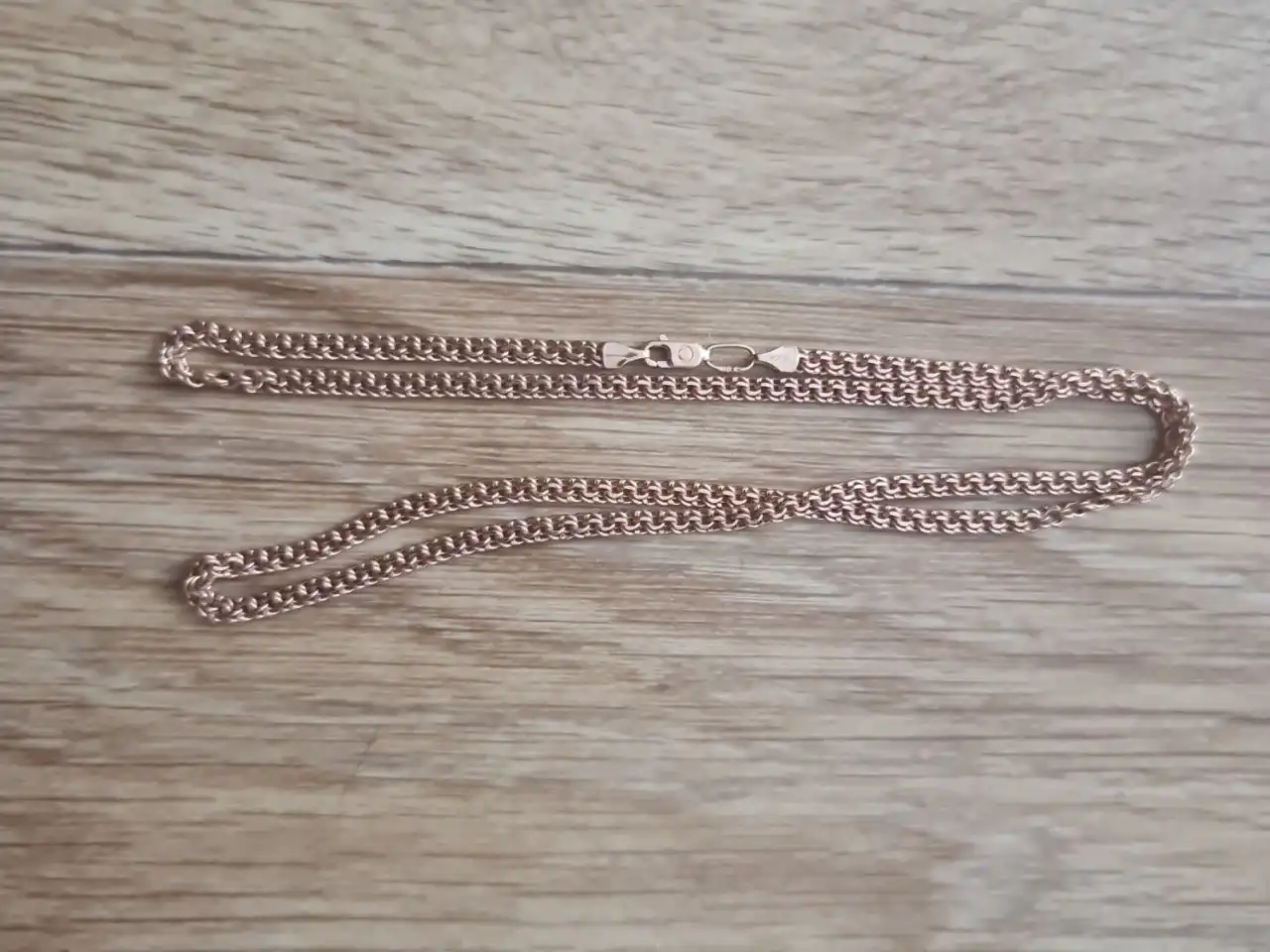 Продам золотую цепочку