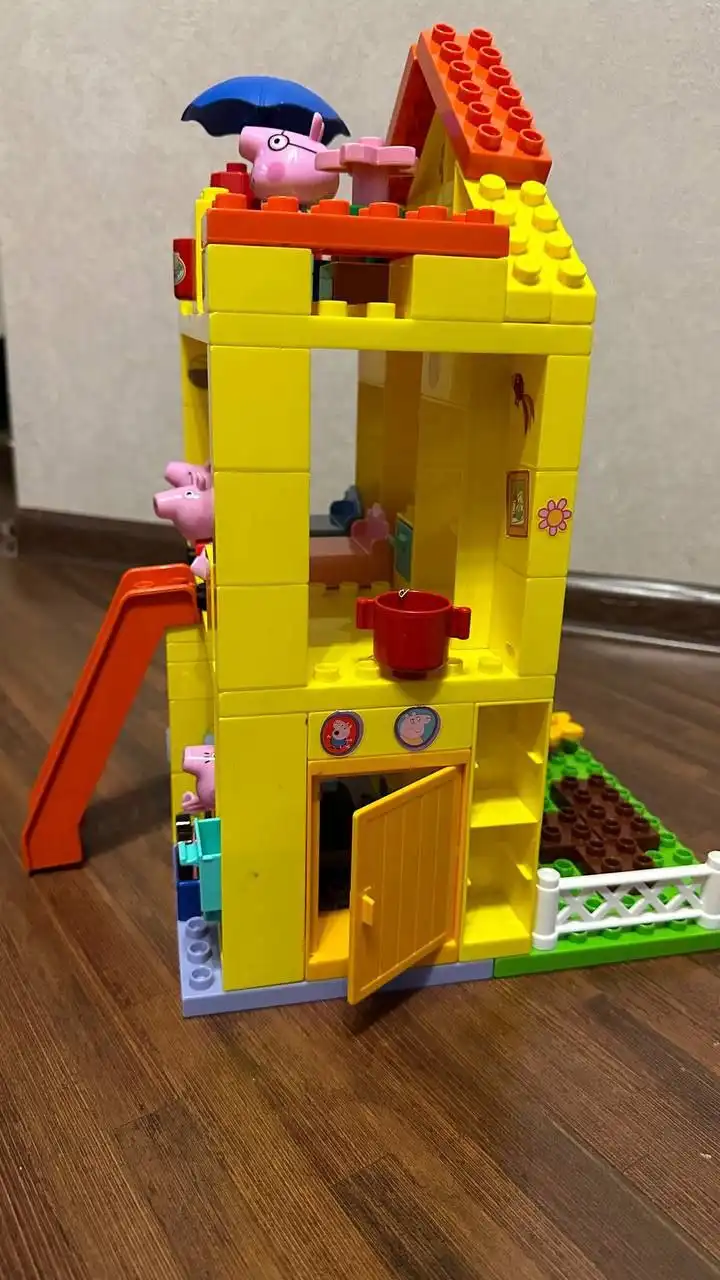 Лего домик Свинки Пэппы
