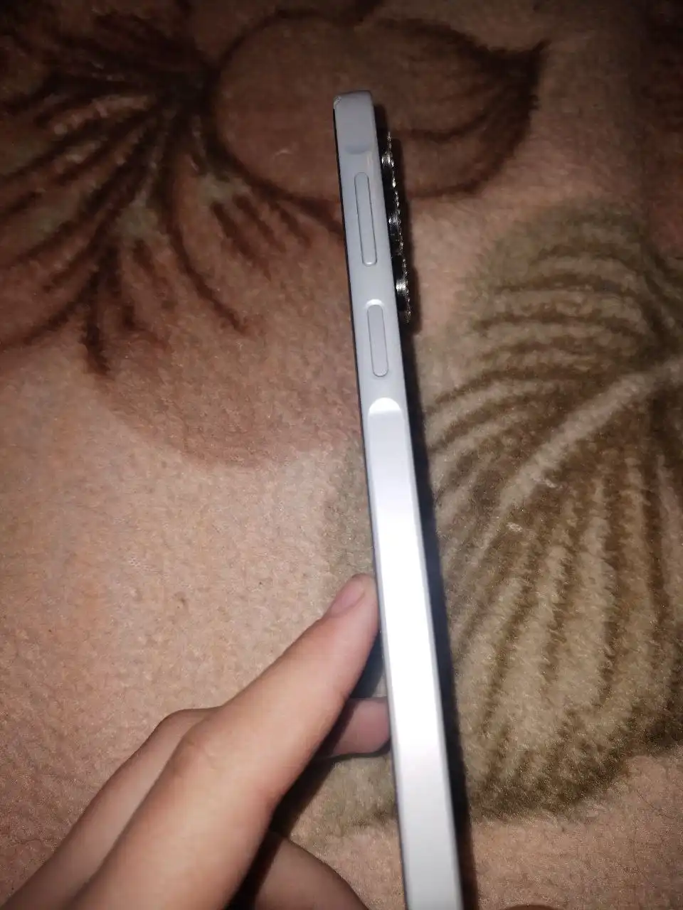 Продам срочно самсунг а 16