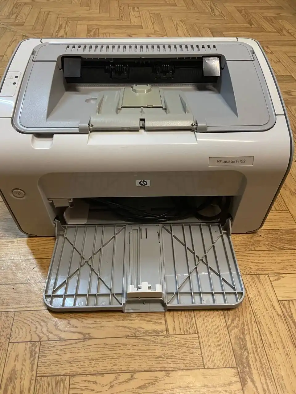 Принтер HP Laserjet Pro P1102 в идеальном состоянии