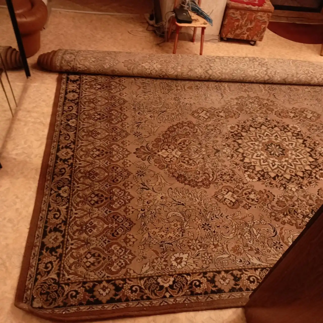 Продам натуральный ковер 3-6 метра в отличном состоянии