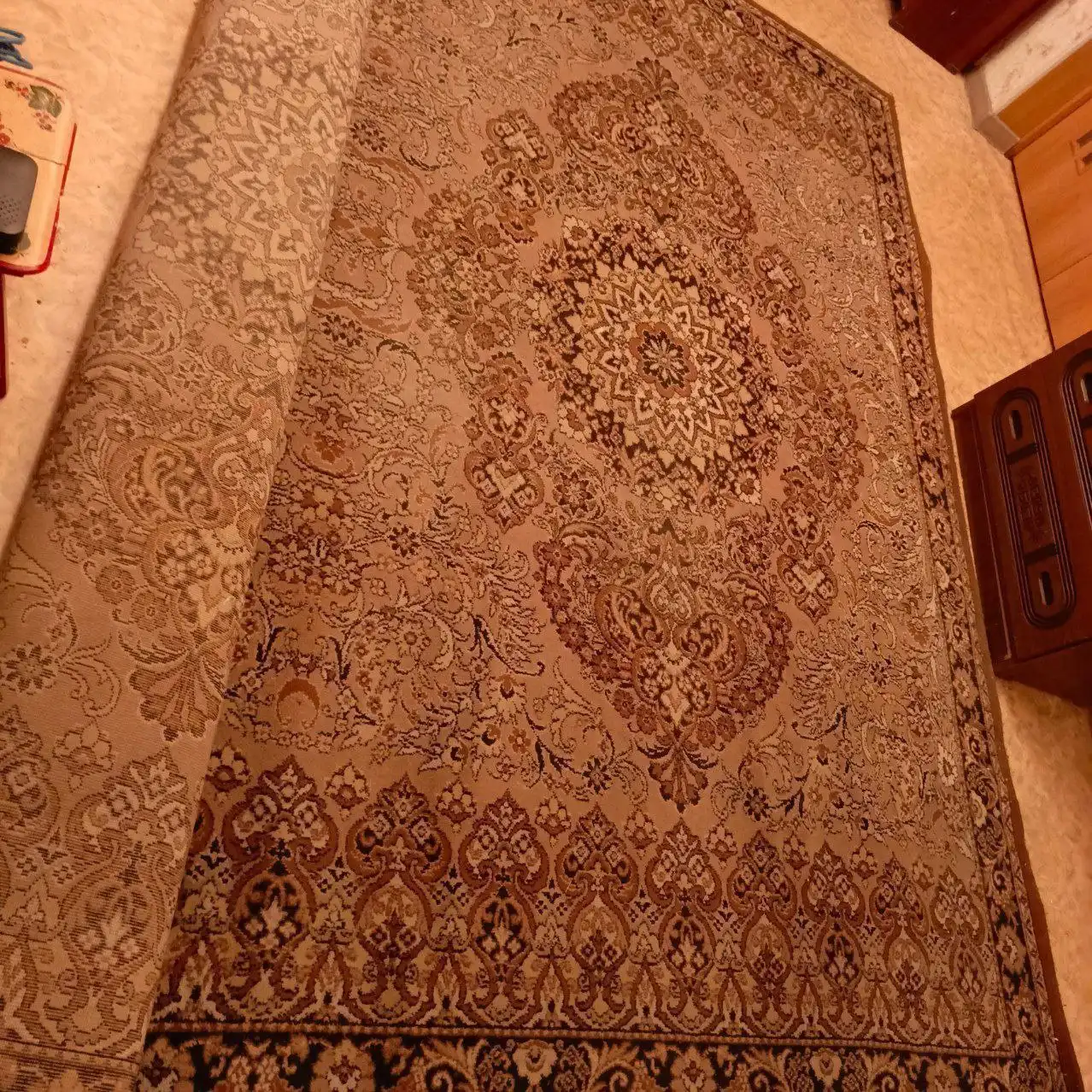 Продам натуральный ковер 3-6 метра в отличном состоянии