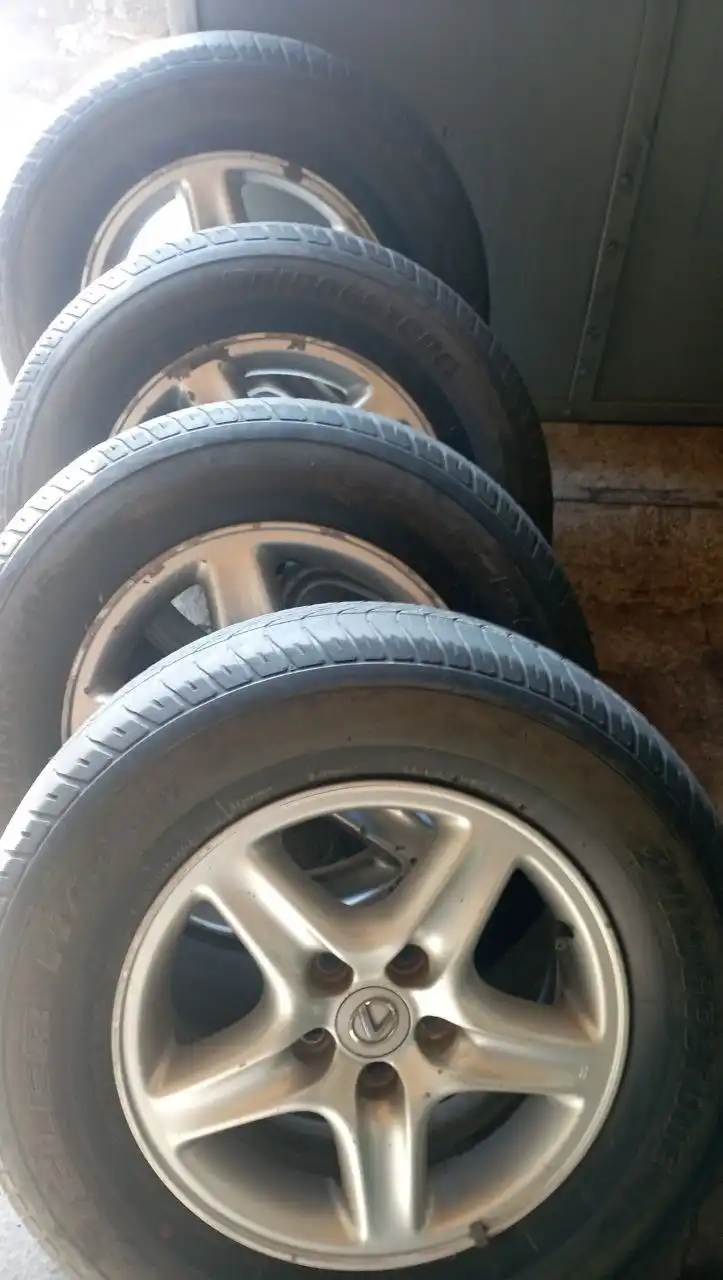 Продам летние колеса 225/70/16