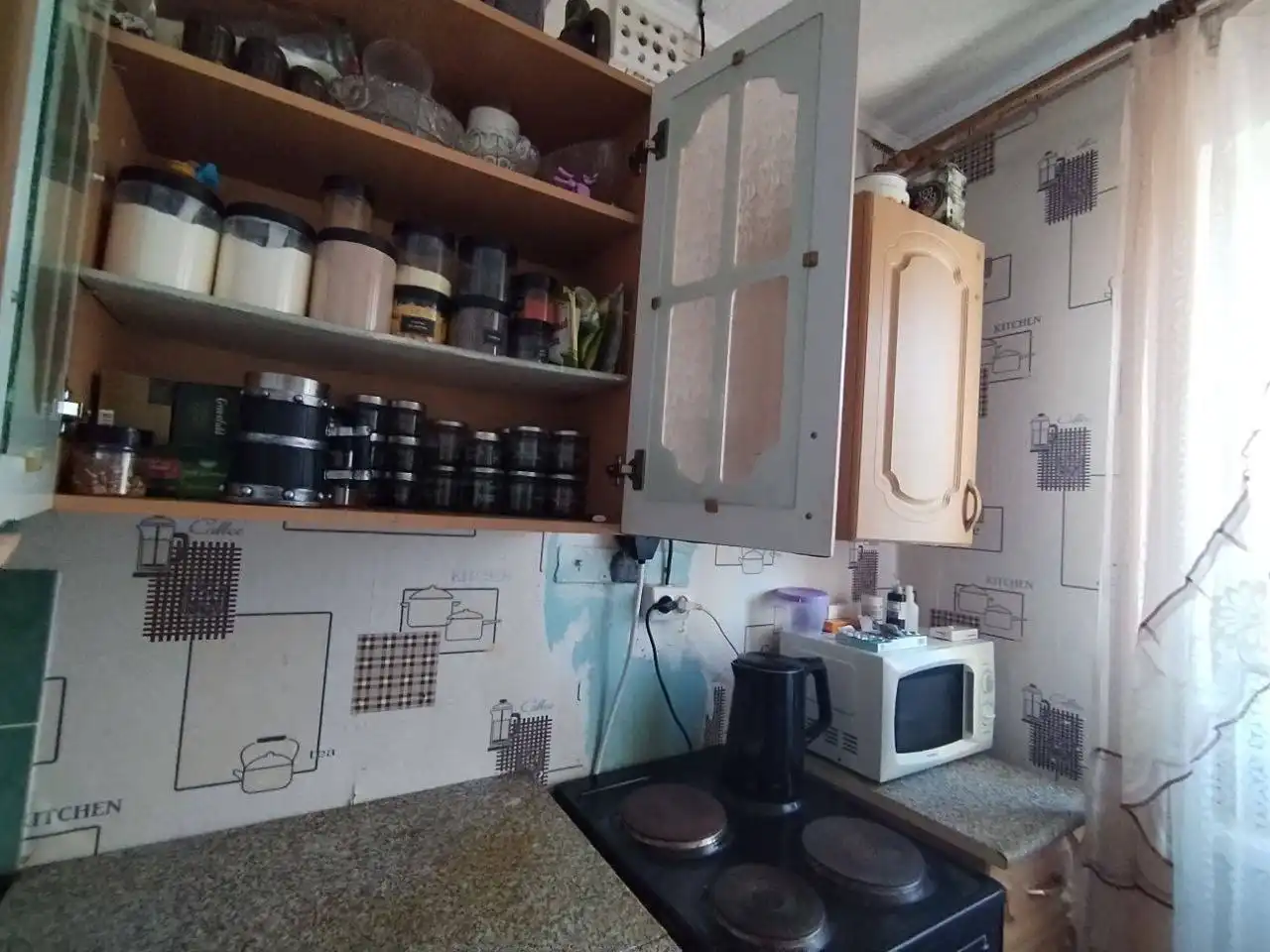 Отдам гарнитур бесплатно