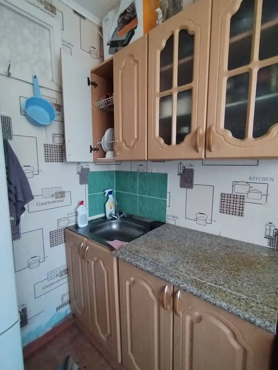 Отдам гарнитур бесплатно