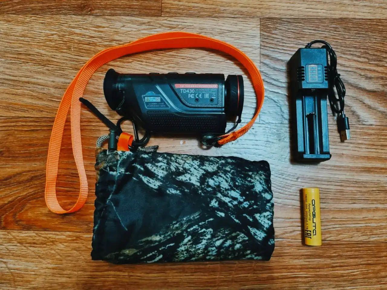 Продам тепловизионный монокуляр GUIDE TD430