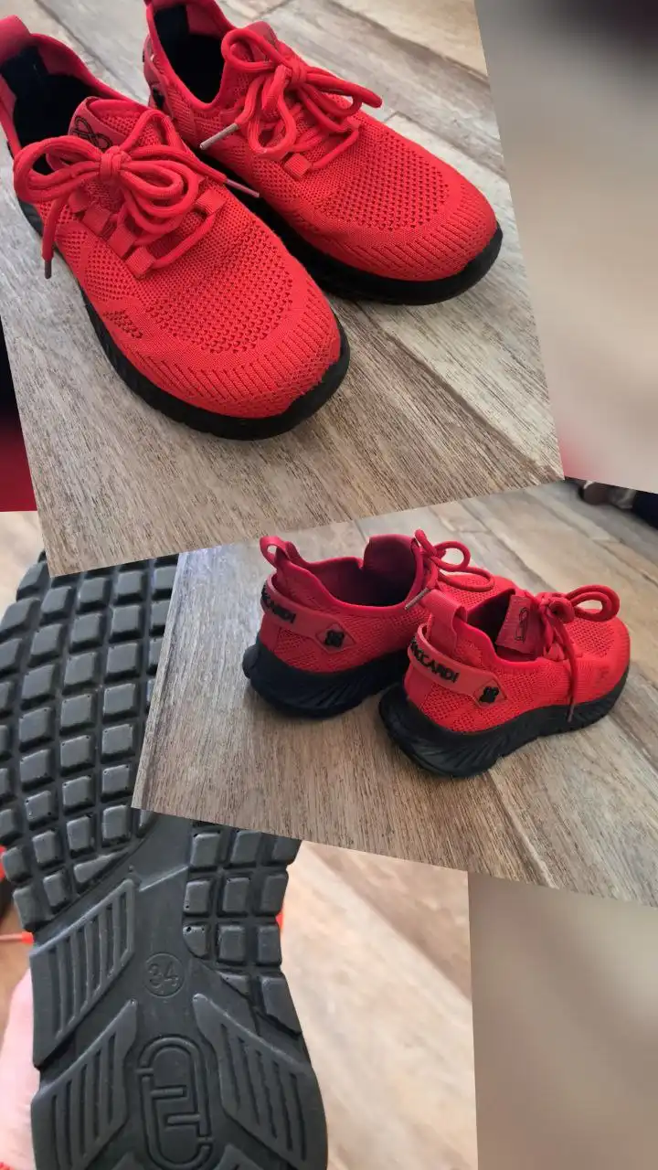 Кроссовки детские модные легкие