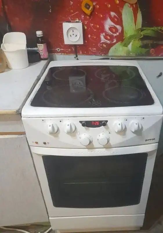 Продажа электрической печи и стиральной машинки полуавтомат