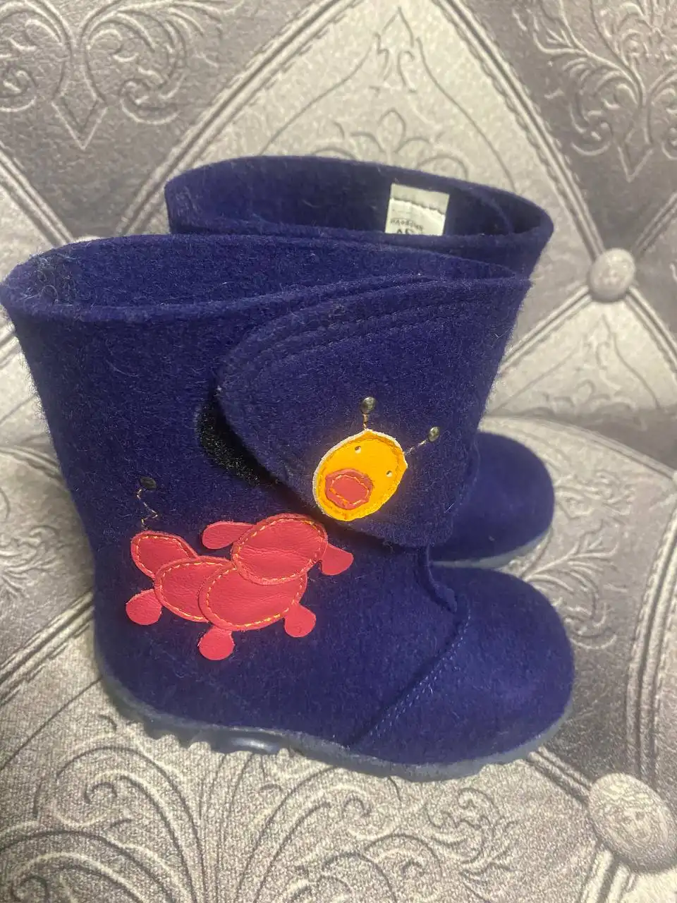 Продам валенки 24 размер новые