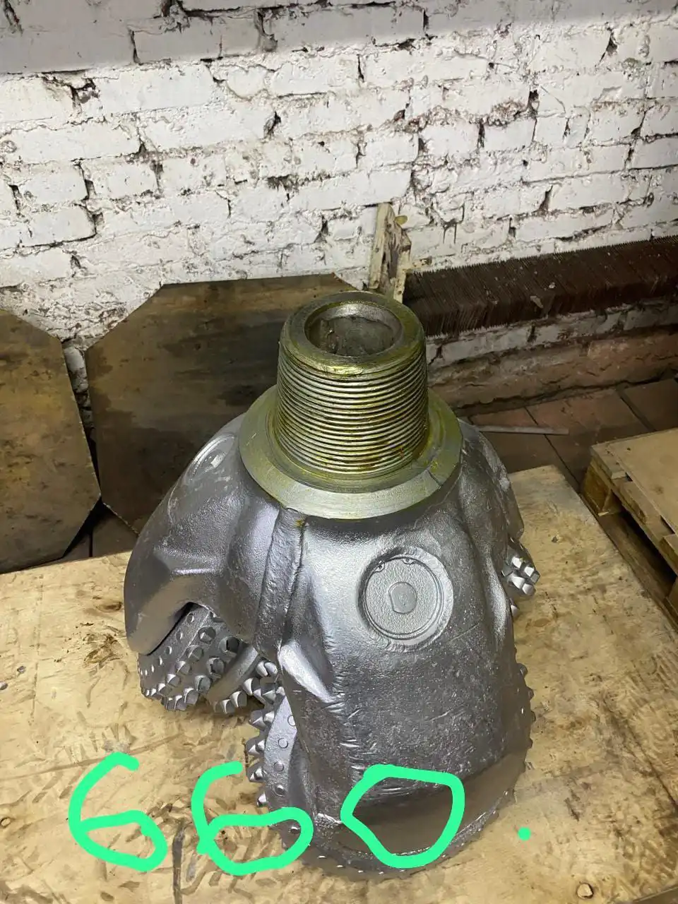 Буровая головка долото 269тк для твердых пород