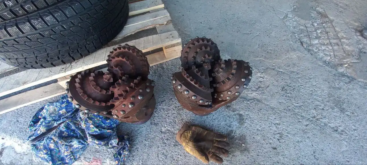 Буровая головка долото 269тк для твердых пород