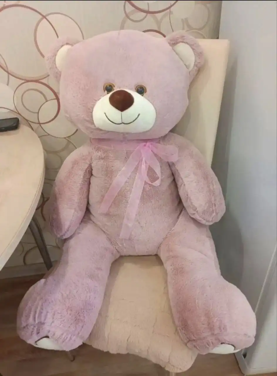 Продам плюшевого медведя 90 см