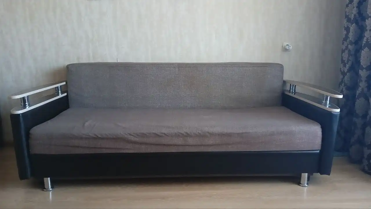 Продам диван в хорошем состоянии