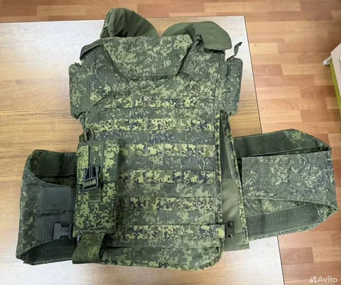 Продам с плитами и шлемом - Барахолка в Чита