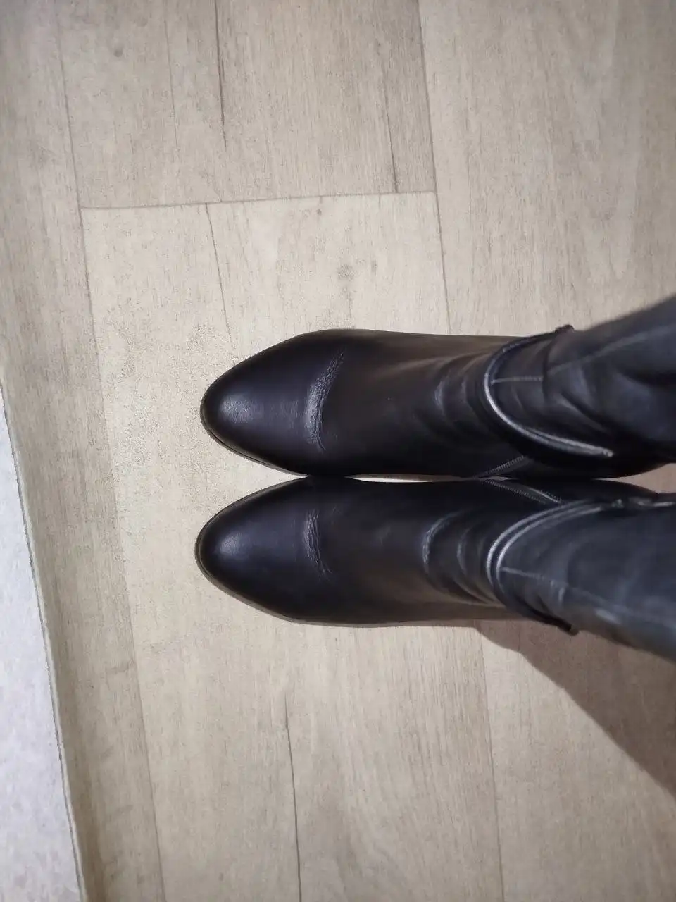 Продам зимние сапоги 35 размера на узкую ногу - Обувь (Одежда) в Чита