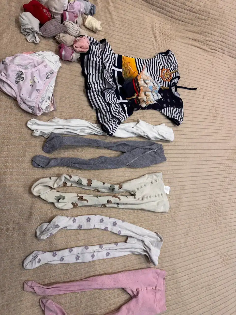 Отдам вещи на девочку бесплатно