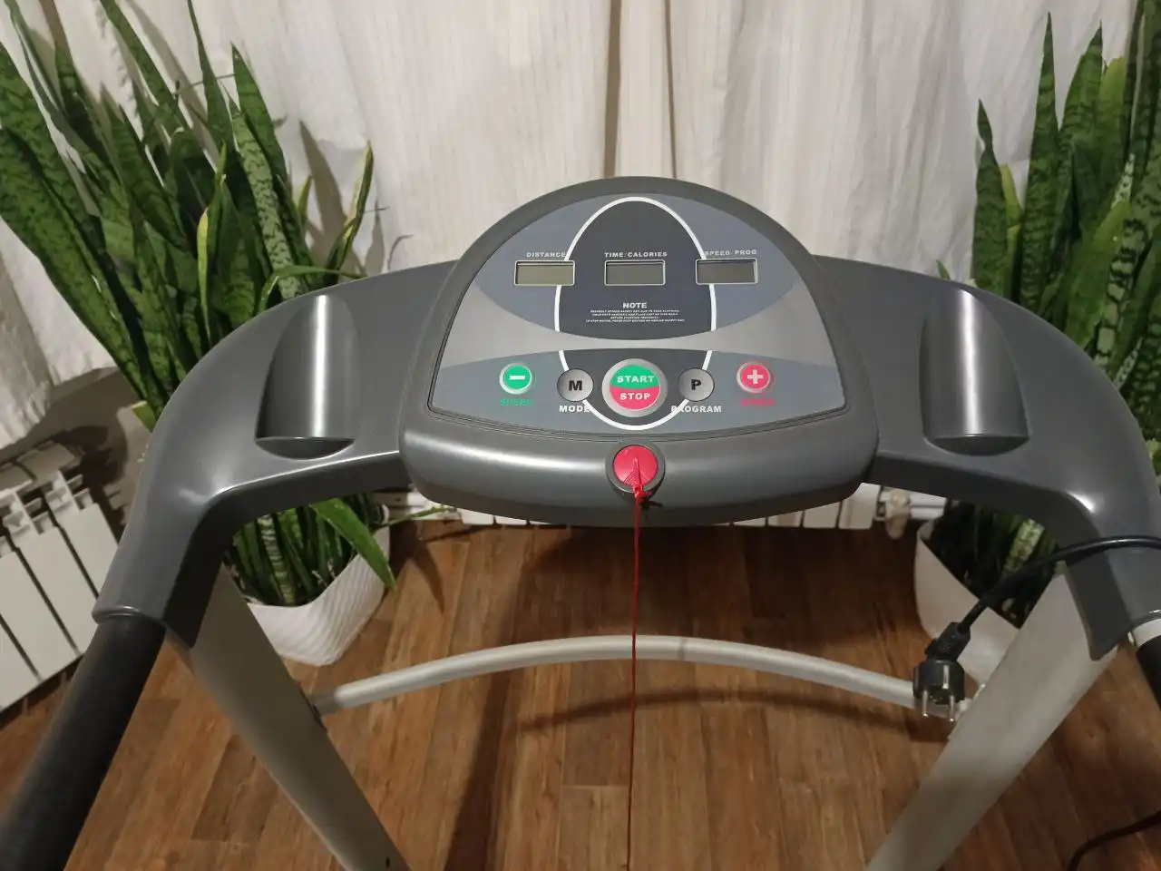 Электрическая беговая дорожка DFC M100 - Спорт и фитнес (Хобби и отдых) в Чита