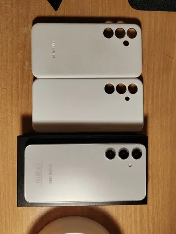 Samsung S24 8/256 в идеальном состоянии - Наушники в Чита