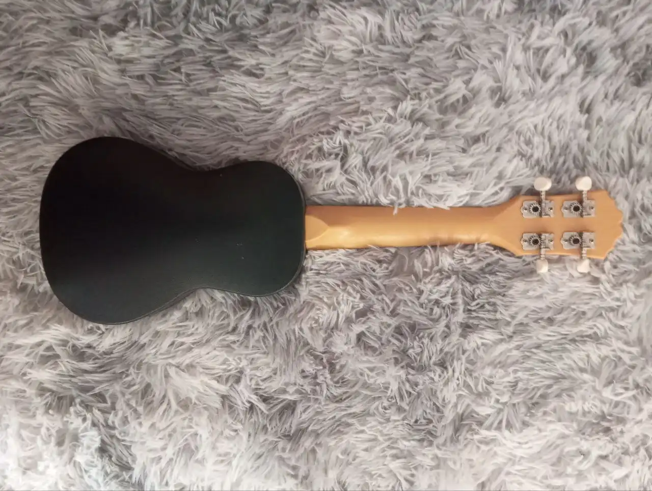 Продам укулеле сопрано - Музыкальные инструменты (Хобби и отдых) в Чита