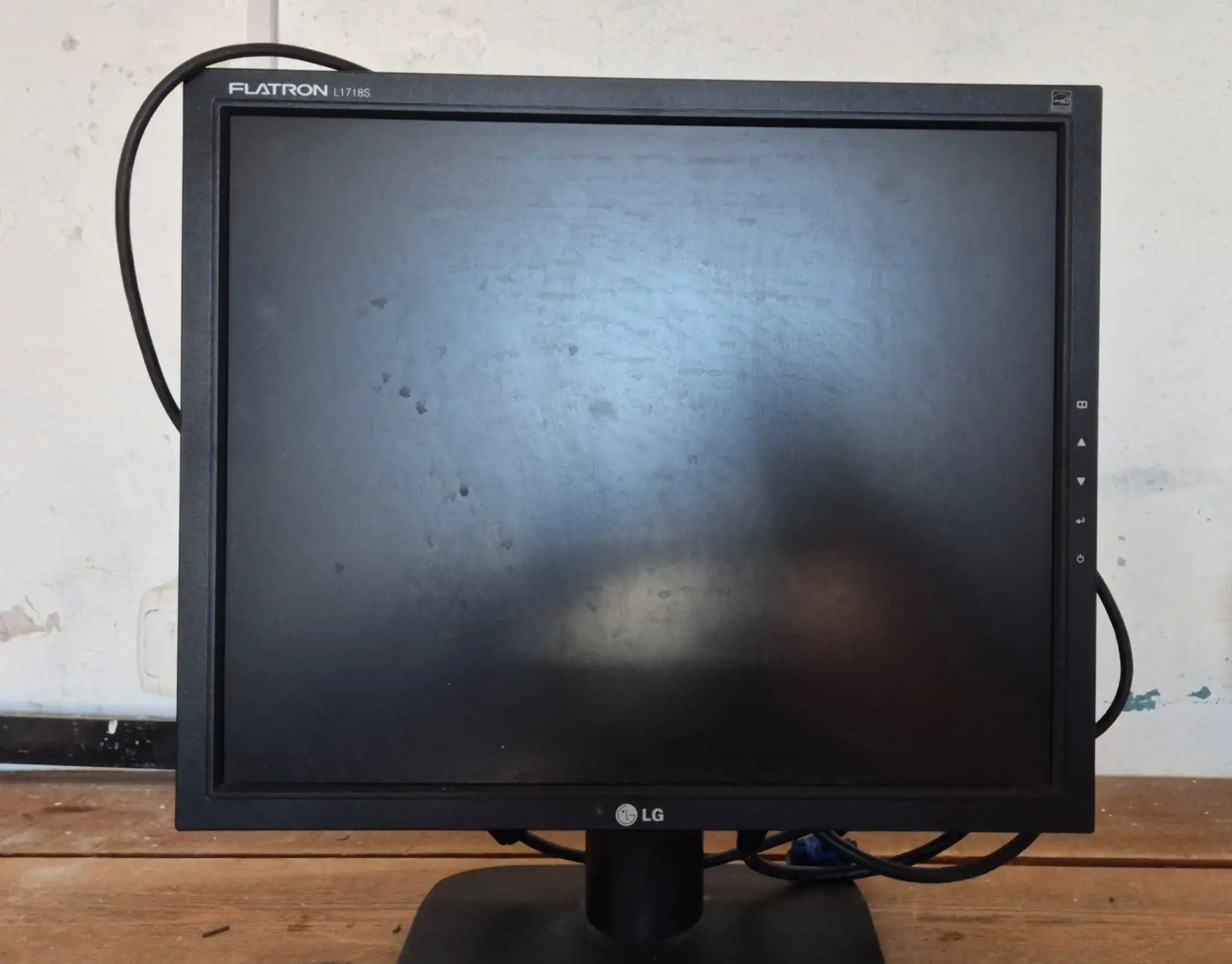 Продажа мониторов LG и BENG - Мониторы (Электроника) в Чита