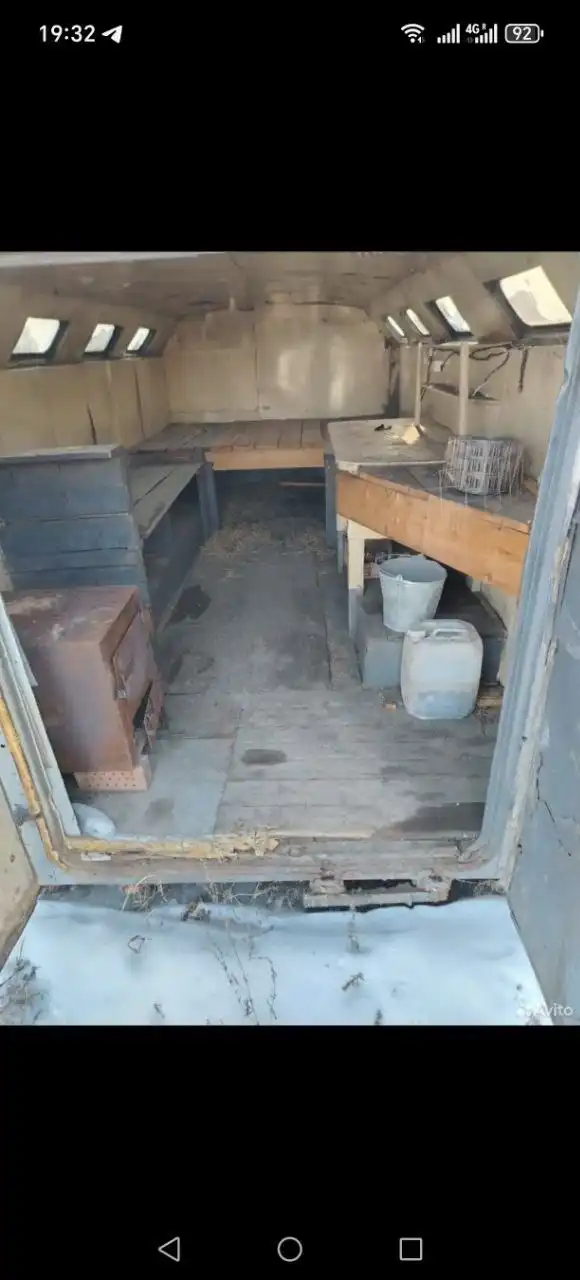 Продам вагончик с печкой, столом и спальными местами - Барахолка в Чита