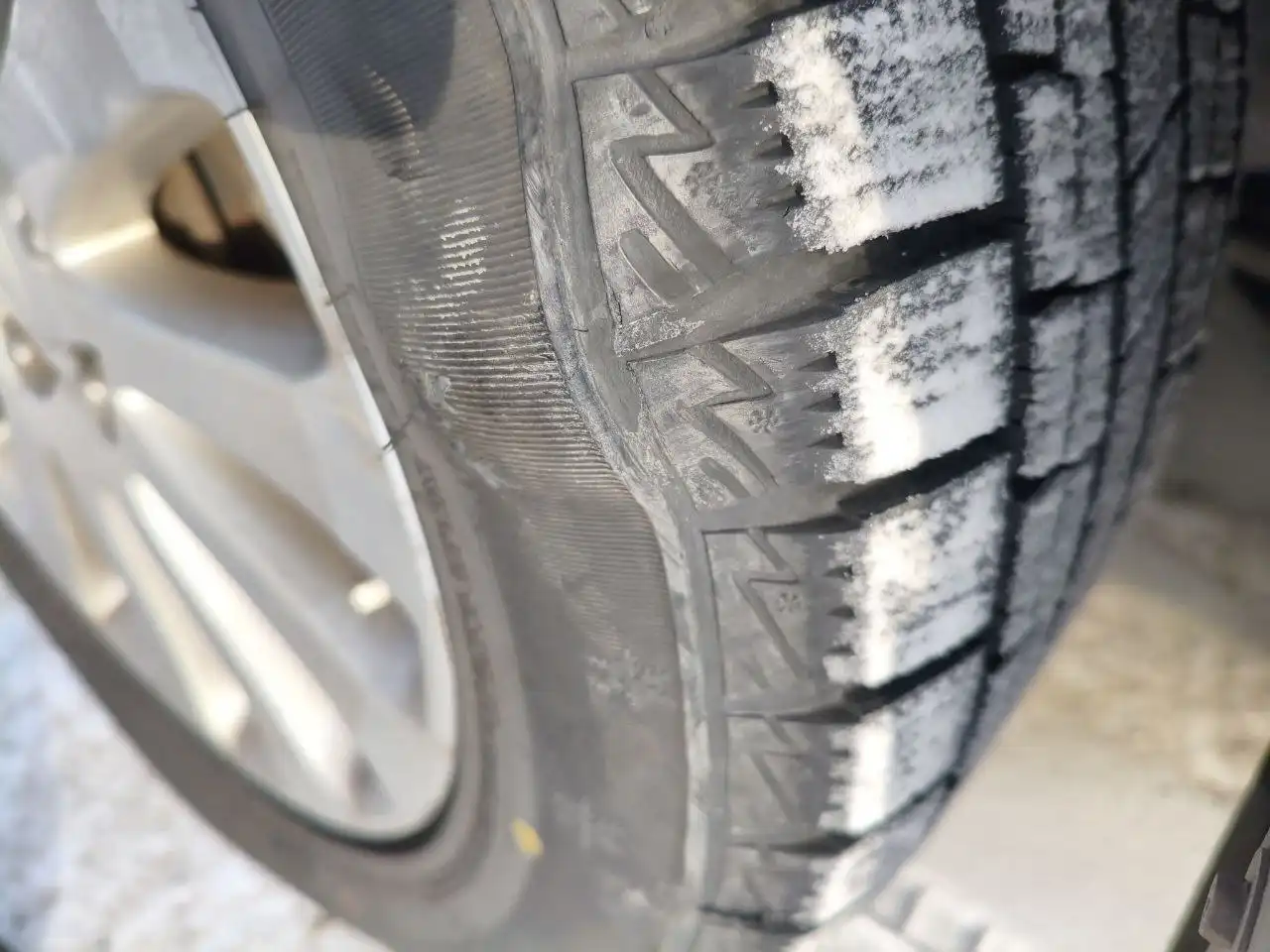Продажа зимней резины 205/55 R16 - Шины и диски (Запчасти) в Чита