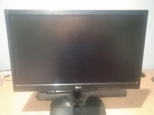 Монитор LG 20M47D-B 19.5" - Мониторы в Чита