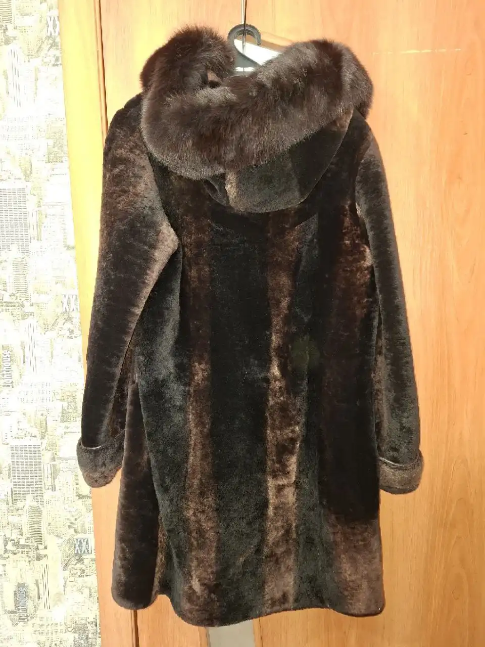 Продажа двух шуб из натурального меха - Верхняя одежда (Одежда) в Чита