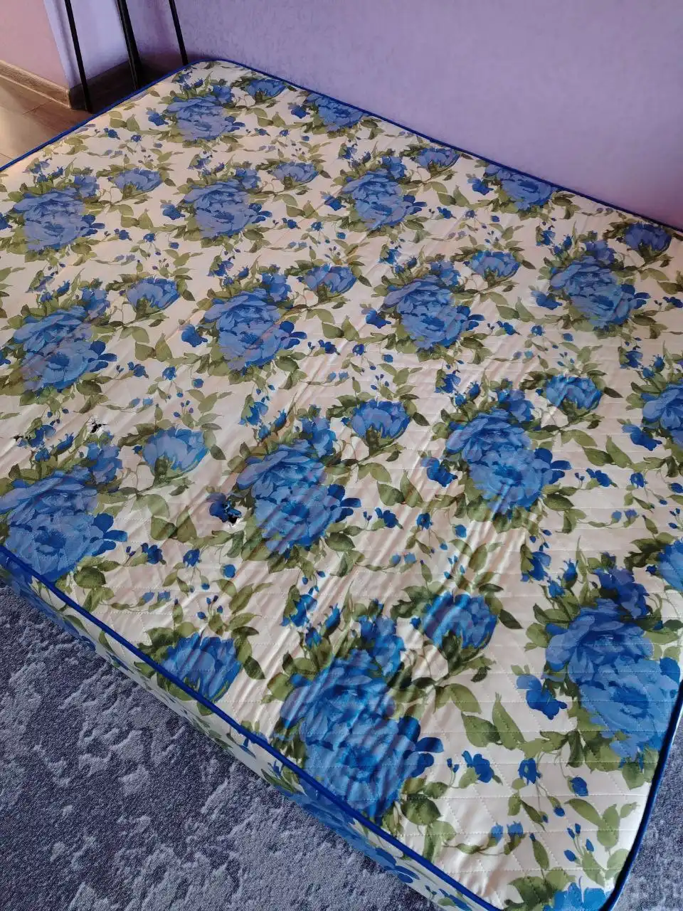 Отдам матрас б/у 160x200 - Барахолка в Чита