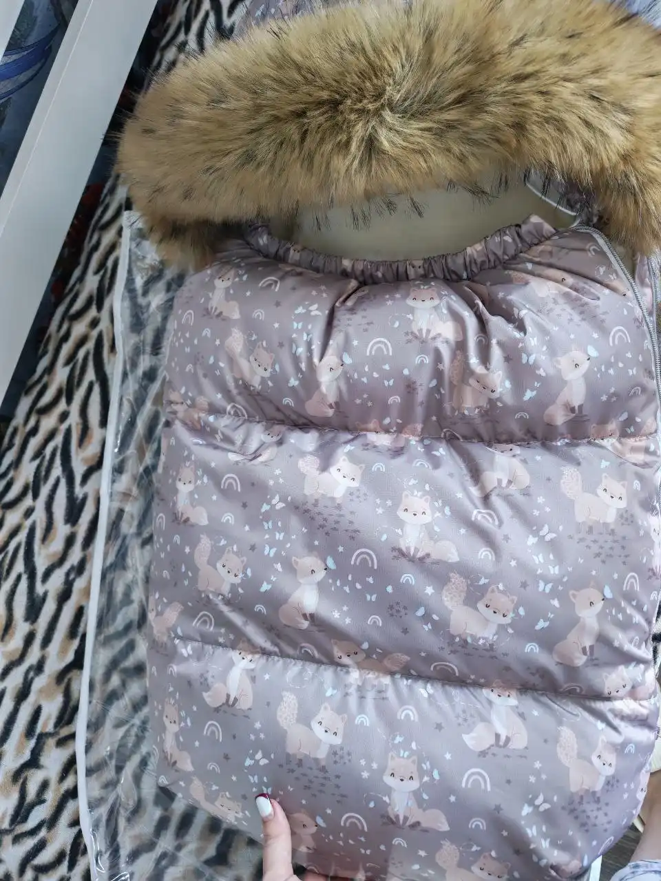 Продам комбинезон с конвертом на овчине - Одежда для новорожденных (Товары для детей) в Чита