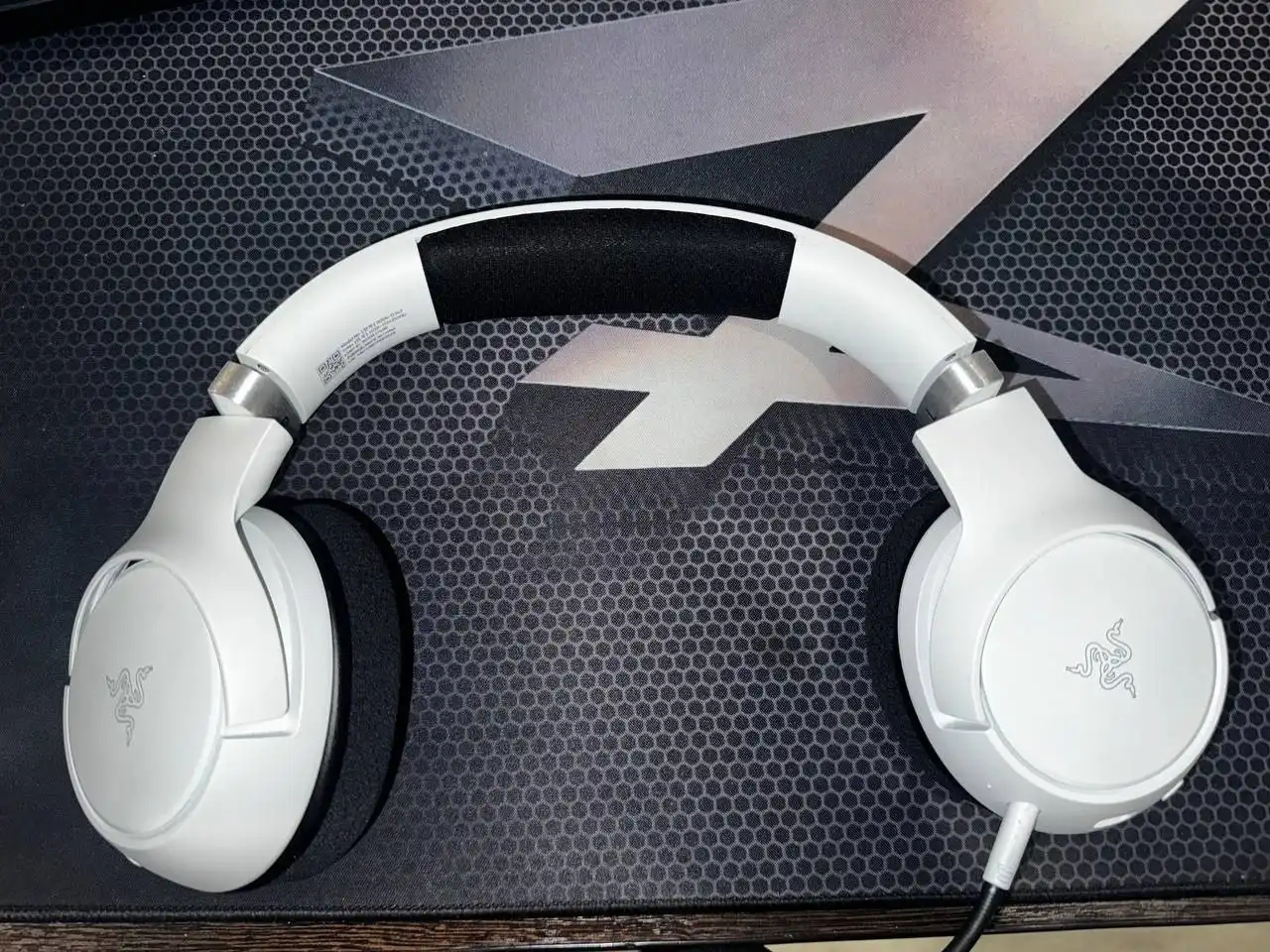 Продажа Xbox 1TB с наушниками Razer и джойстиками - Игровые приставки и аксессуары (Электроника) в Чита